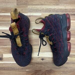 Nike LeBron 15 'New Heights' Size Youth 4